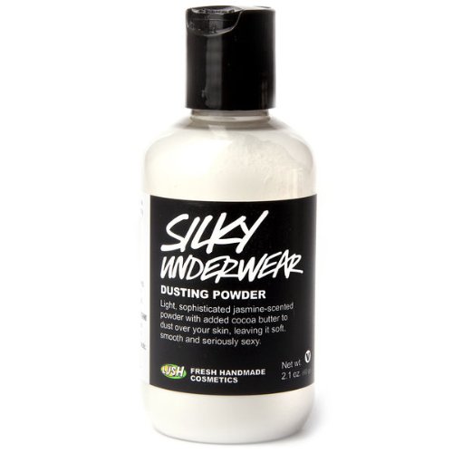 how to prevent boob sweat, try lush silky underwear dusting powder. Click to read the rest of the tips in the post to prevent boob sweat!