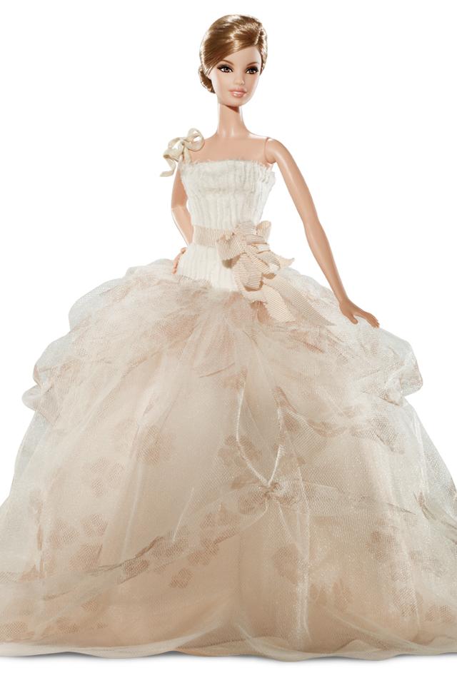 Barbie Vera Wang wedding dress