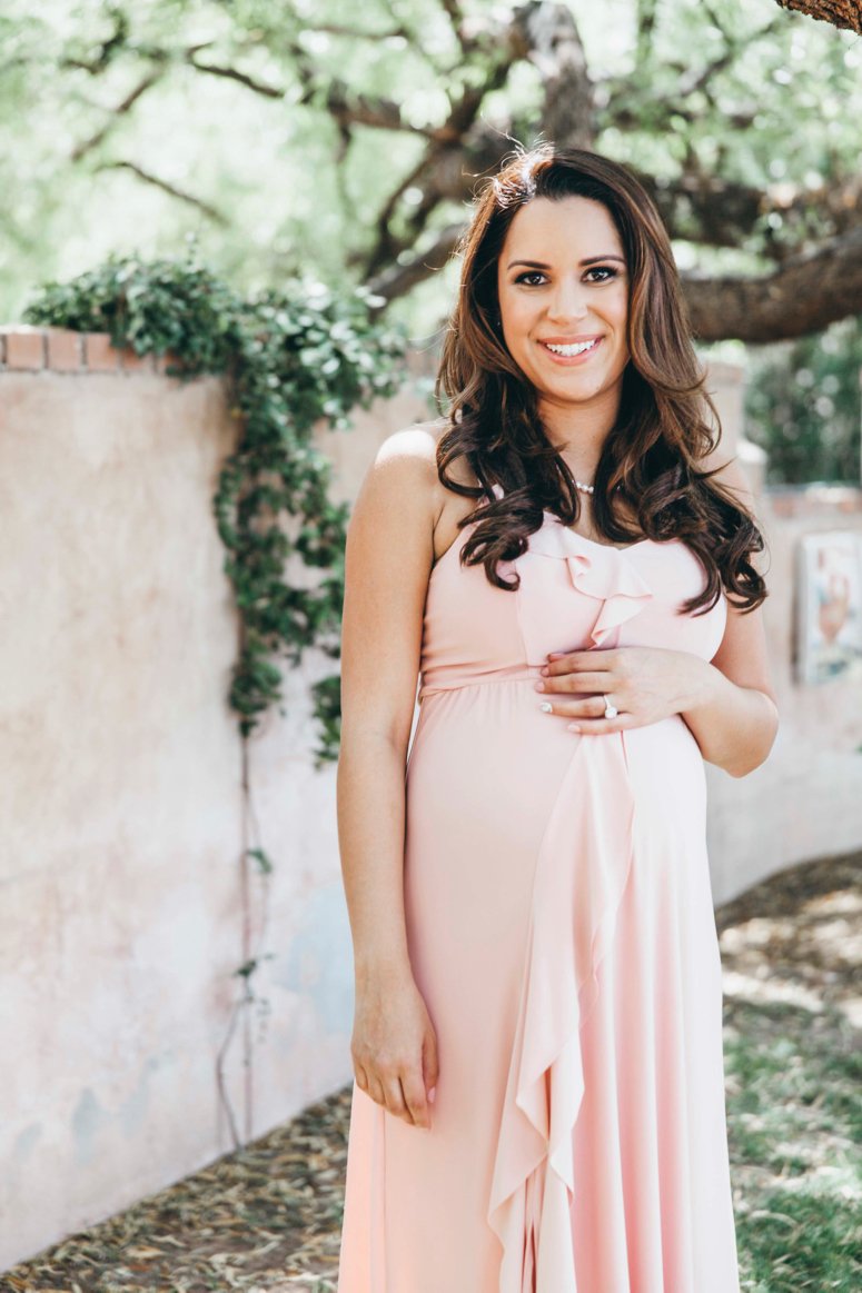 baby girl maternity shoot and baby shower. click to see the rest of the photos in the post! 